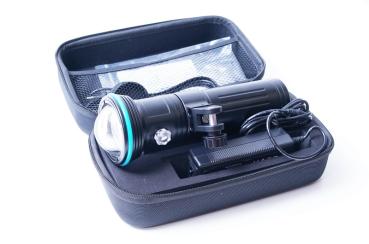 X-LIGHT M15000 Lumen Videolampe & Blitzgerät